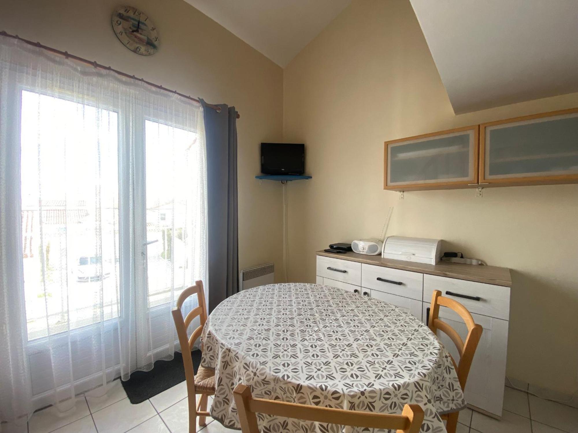 Appartement 1Er Etage Proche Centre-Ville, Plage Et Commerces, Balcon, Parking, Wifi Inclus - Fr-1-22-171 La Tranche-sur-Mer Eksteriør bilde